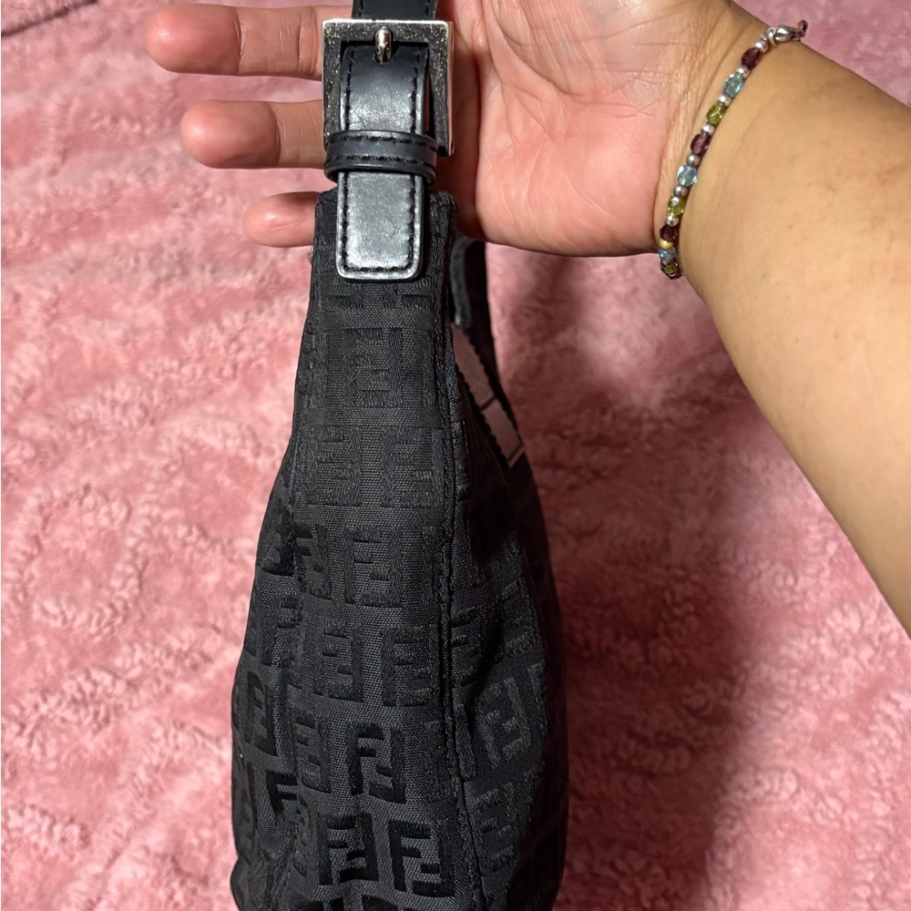 Fendi Black Monogram Shoulder Bag - Picture 4 of 15